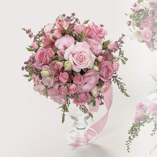 Pink Rose Bouquet - $104 Flower Arrangements, Flower, Florist, Print-a-Bunch Ottawa - Orleans Florist, Great for a Birthday and Anniversary 