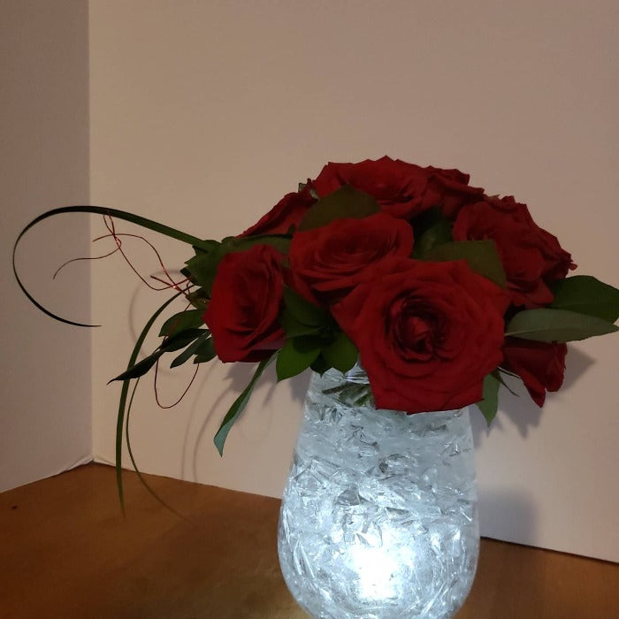 Icy Hot Roses Flower Arrangements, Flower, Florist, Print-a-Bunch Ottawa - Orleans Florist, Great for a Birthday and Anniversary 