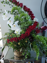 Load image into Gallery viewer, Anniversary flowers near me birthday surprise. florist in Orleans.  funeral flowers

